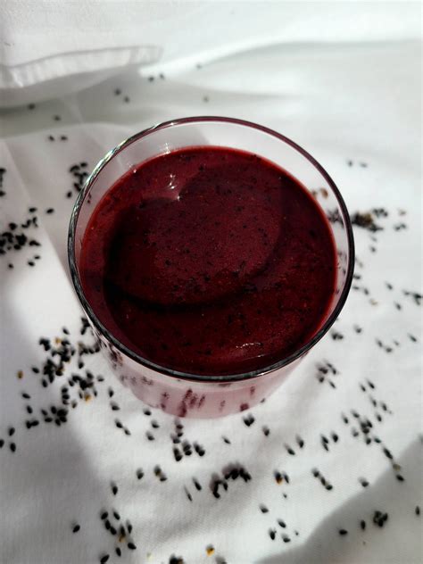 Black Sesame Cherry Smoothie – Simmering Starfruit