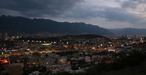 mexico-monterrey-skyline-dusk - Nuevo Leon Pictures - Nuevo León ...