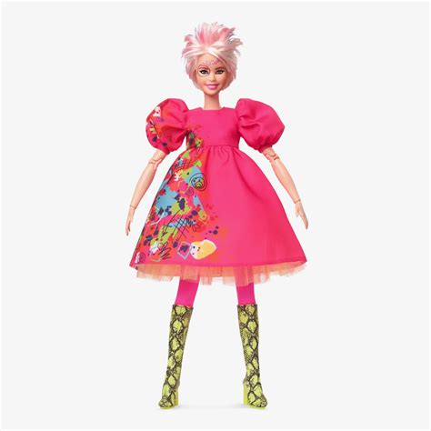 Barbie 2023 - Weird Barbie Doll - Barbie (2023) Photo (45099190 ...