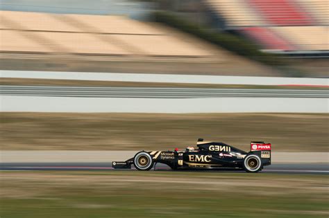 Lotus Formula One team appoints female driver - Photos (1 of 8)