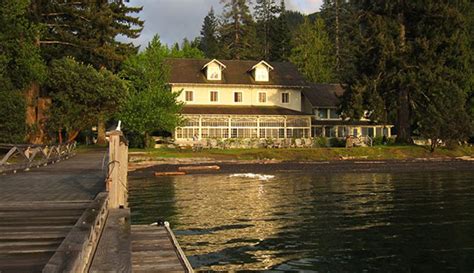 Lake Crescent Lodge in Olympic National Park. Tucked in the trees at ...