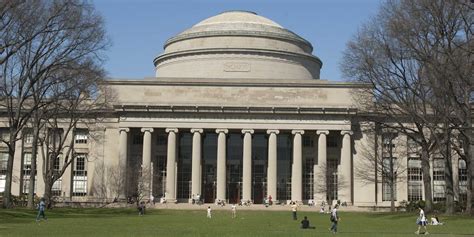 These Two Buildings Show Why MIT Is One Of The Coolest College Campuses ...