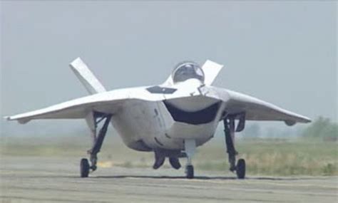 X-32: Boeing's Ugly Duckling Stealth Fighter - 19FortyFive