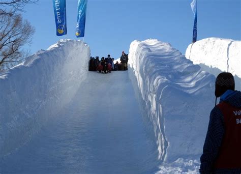 Ice slides a thrill at Winterlude | NCPR News