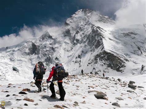 Arête du versant chinois du K2 National Geographic, Ice Climbing ...