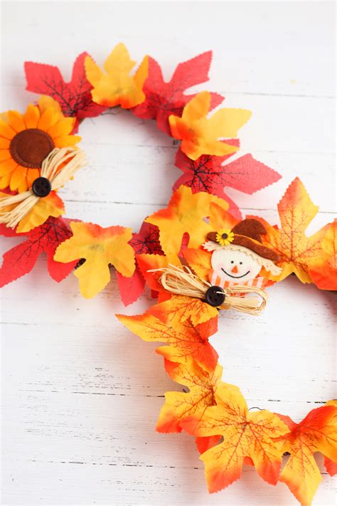 Easy DIY Fall Leaf Wreath - Break out the crafting supplies and make an ...