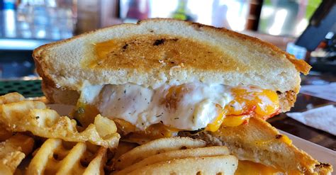 Kenosha Eats: Lobster Grilled Cheese | Kenosha.com