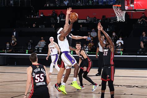 Photos: Lakers vs. Heat Game 3 (10/4/20) Photo Gallery | NBA.com