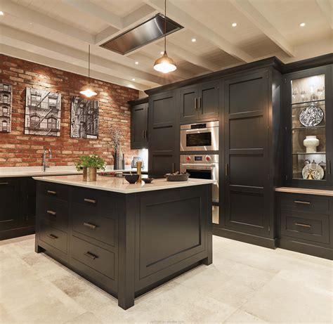 10+ Black And Wood Kitchen – DECOOMO