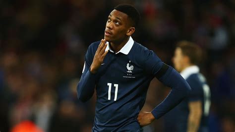 Former France international critical of Martial, saying he doesn’t ...