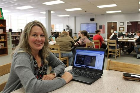 Happy Valley High School plans special honors to veterans on Friday ...