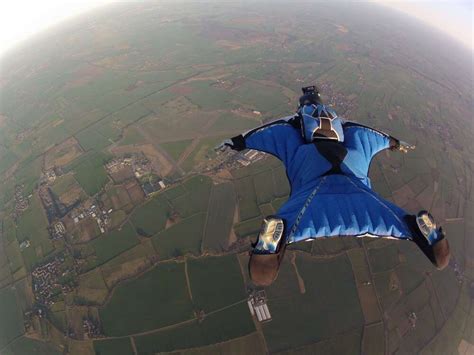 Deportes extremos: Todo sobre Wingsuit Flying