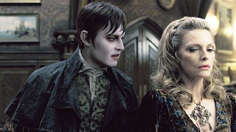 Costumes of ‘Dark Shadows’