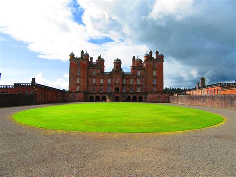 Drumlanrig Castle