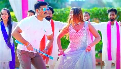 Pawan Singh's latest Bhojpuri Holi song hits YouTube - Watch | Bhojpuri ...