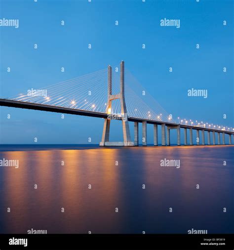 Vasco da Gama bridge at night Stock Photo - Alamy