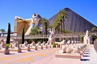 Luxor Hotel in Las Vegas | LoveToKnow