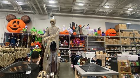 Lowes 2022 Halloween store tour - YouTube