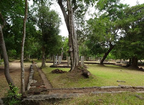 Anuradhapura - Ruins; Main Refectory (2) | Anuradhapura | Pictures ...