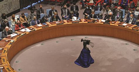 UN Security Council adopts resolution on 'humanitarian pause' in Gaza ...