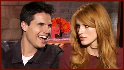 BELLA THORNE, MAE WHITMAN TALK EMBARRASSING MOMENTS WITH 'THE DUFF ...