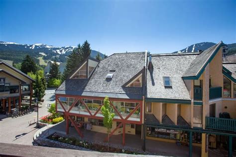 Blackcomb Lodge Whistler | Bookonline.com