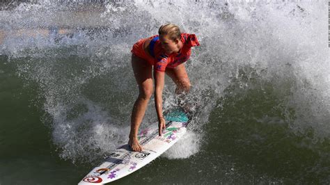 Bethany Hamilton: She lost her arm in a shark attack, but surfer is ...