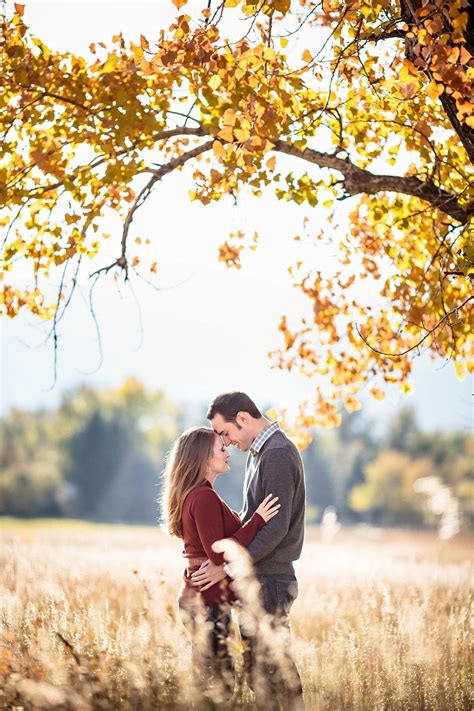 Engagement Photos in Boulder | Autumn | Outdoor engagement photos ...