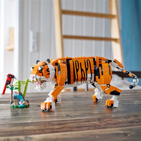 LEGO® Creator 3-in-1 Majestic Tiger – AG LEGO® Certified Stores