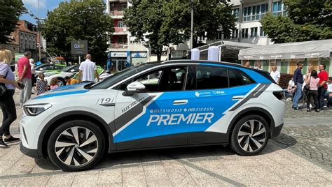 Premier Taxi predstavio svoja hibridna i električna vozila najnovije ...