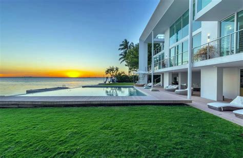 Inside The Miami Estate Lionel Messi Is Renting For $200,000 Per Month ...