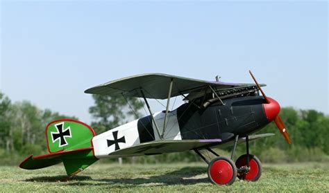 Albatros D.III by Ian Robertson (Roden 1/32)