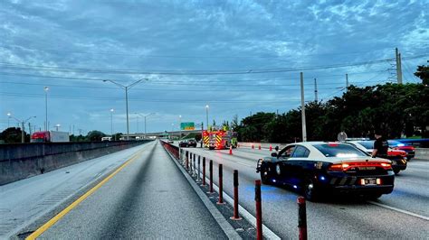 Crash shuts down southbound Palmetto in Miami Lakes | Miami Herald