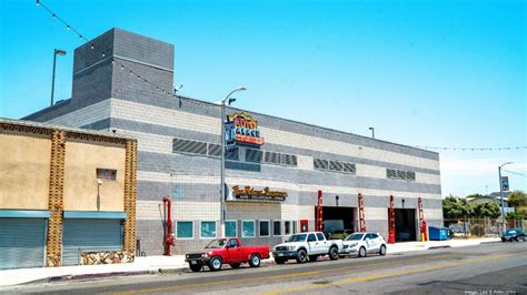 Auto Palace in San Pedro sells for $9.6 million - L.A. Business First