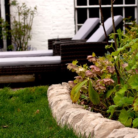 Traditional Stone Border Edging Mature Cotswold | ubicaciondepersonas ...