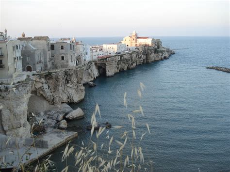 Sailing: Vieste , Italy (Adriatic): Anchorages, Ports, Lava Secco ...