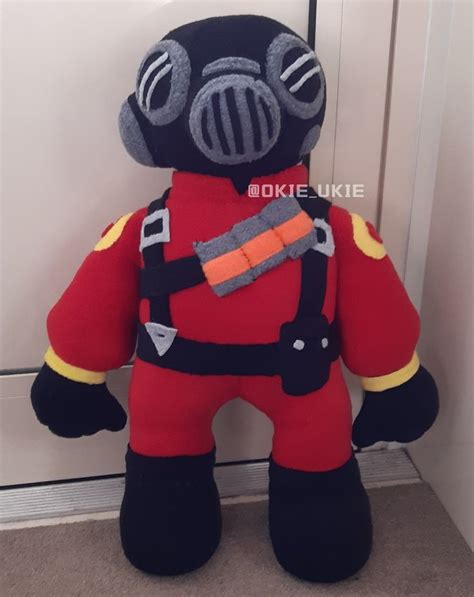 TF2 Pyro plushie!!! in 2023 | Team fortess 2, Team fortress 2, Team ...