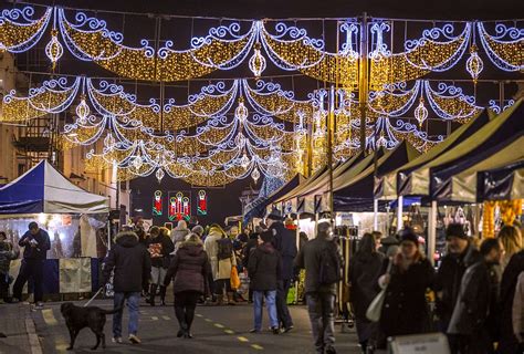 Stratford switches on its Christmas lights