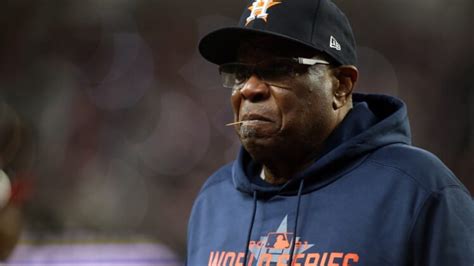 Manager Dusty Baker returning to Astros for 2022