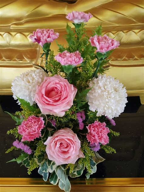 Beautiful Bouquet Of Roses ~ Christmas Roses Flowers Topinspired ...