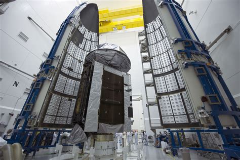 Navy’s MUOS-4 Encapsulated for Launch on ULA’s Most Powerful Atlas-V ...