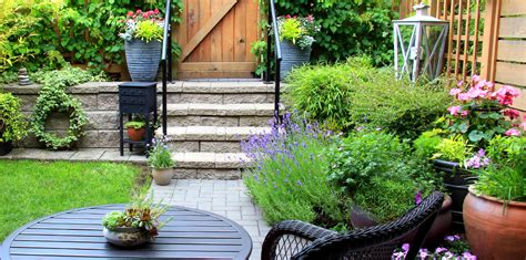 6 Ideas For Using Container Gardens In Your Landscape Design