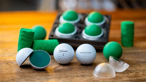 Titleist's 2023 Pro V1 and Pro V1x golf balls | FIRST LOOK