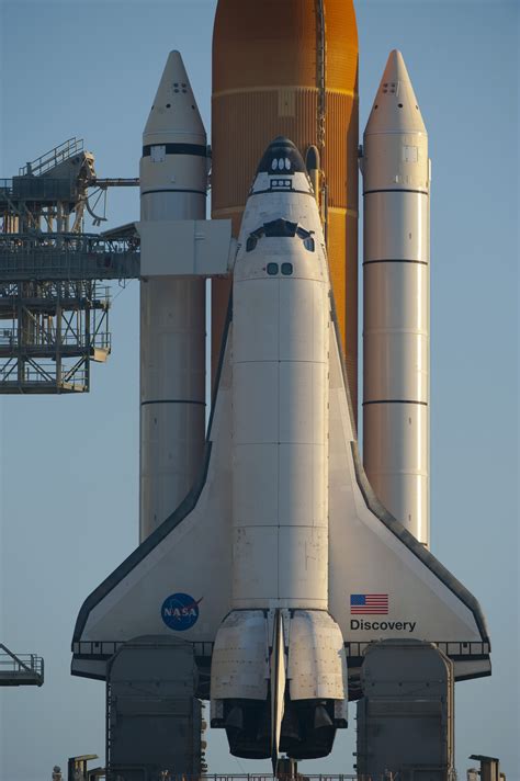 ESA - Space Shuttle Discovery on the launch pad