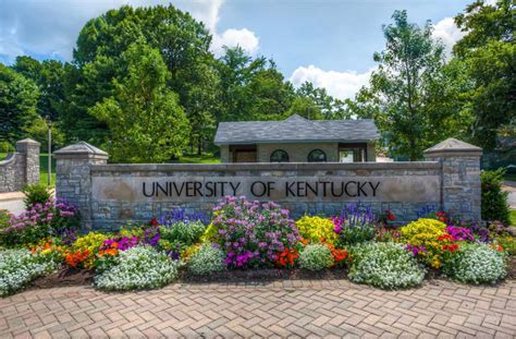 Experience University of Kentucky in Virtual Reality.