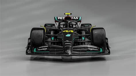 GALLERY: Take a closer look at the Mercedes W14 2023 F1 car and livery ...