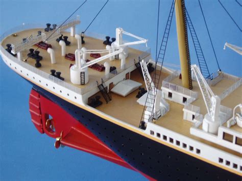 RMS Titanic Model w/ Lights Limited Edition – 40″ (Assembled)