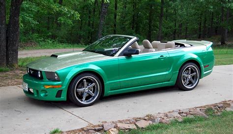 Green 2005 Ford Mustang Convertible - MustangAttitude.com Photo Detail