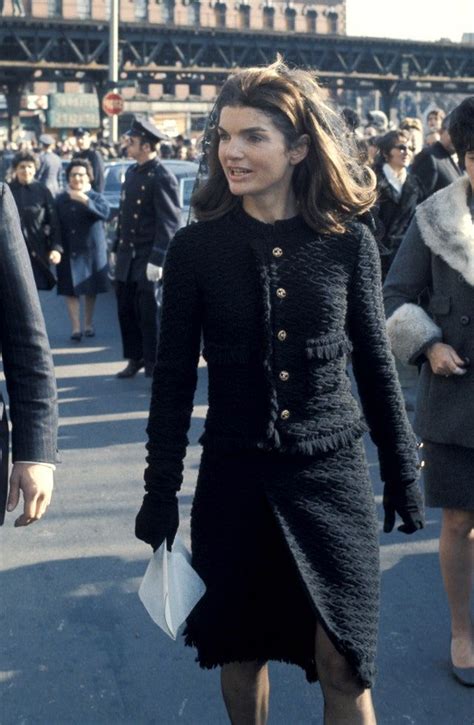 18 Stylish Women Who Pulled Off Chanel’s Signature Tweed Jacket ...