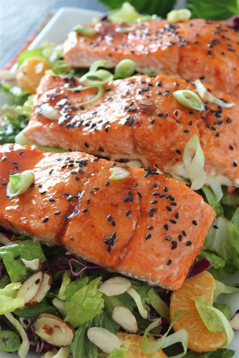 Spicy Candied Salmon Salad with Ginger Honey Dressing - PaleOMG